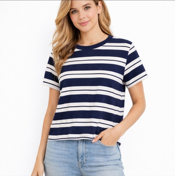 Madewell Tops - Madewell Navy & White Striped Boxy Tee Size M EUC